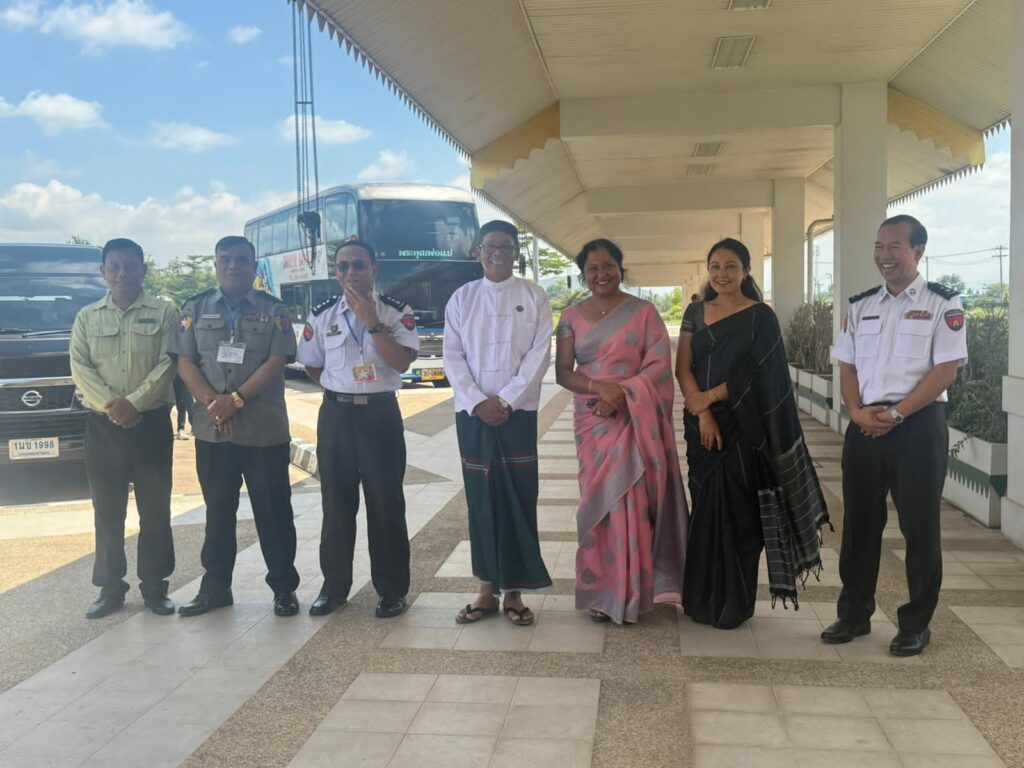 ශ්රී ලංකික හා තායිලන්ත නිලධාරීන්