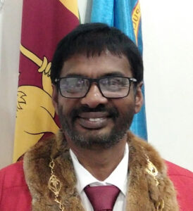 | නගරාධිපති උපාලි වනිගසේකර 